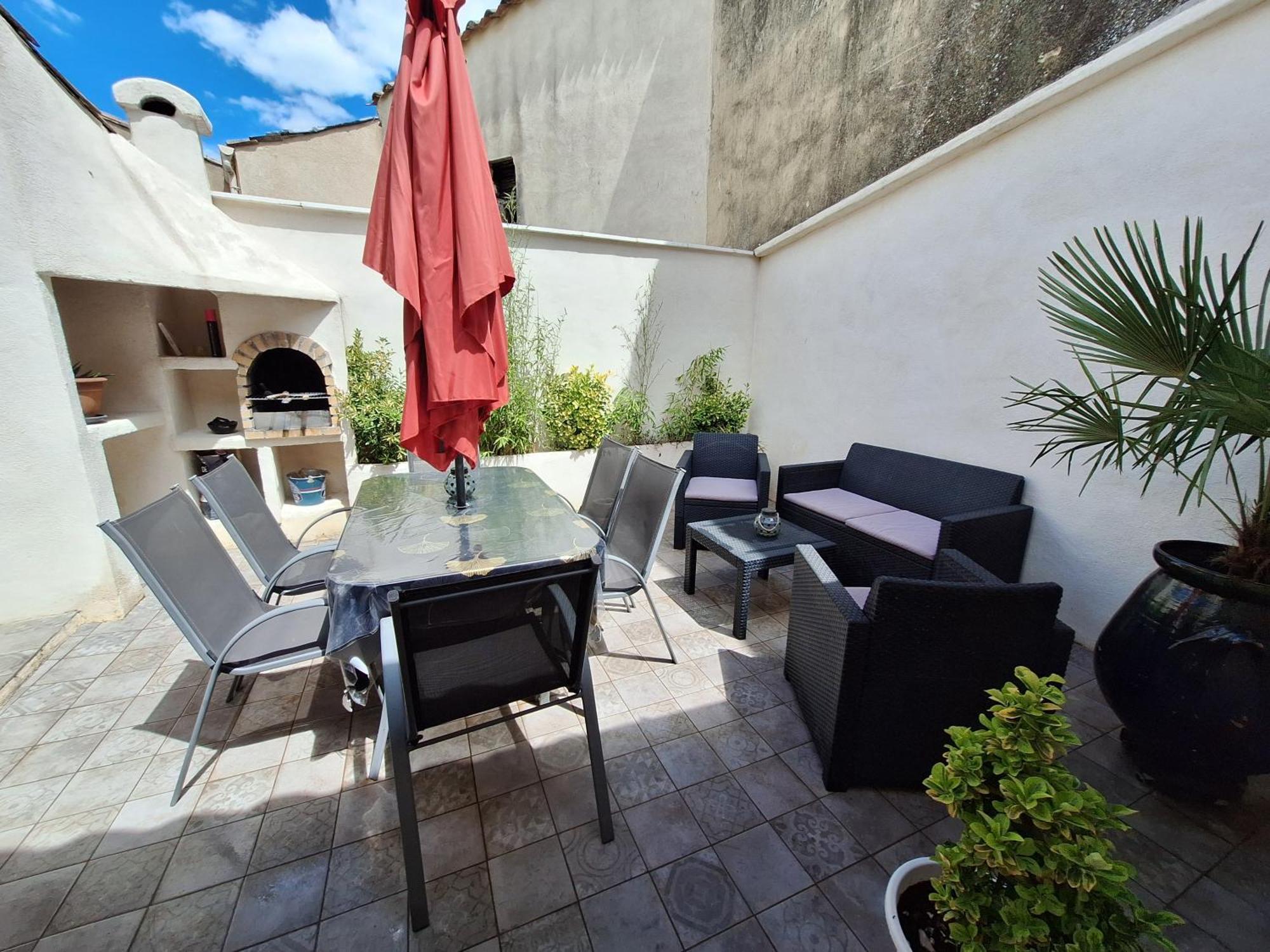 La Bonbonniere Gite De Charme Avec Jacuzzi Malaucene Exterior photo